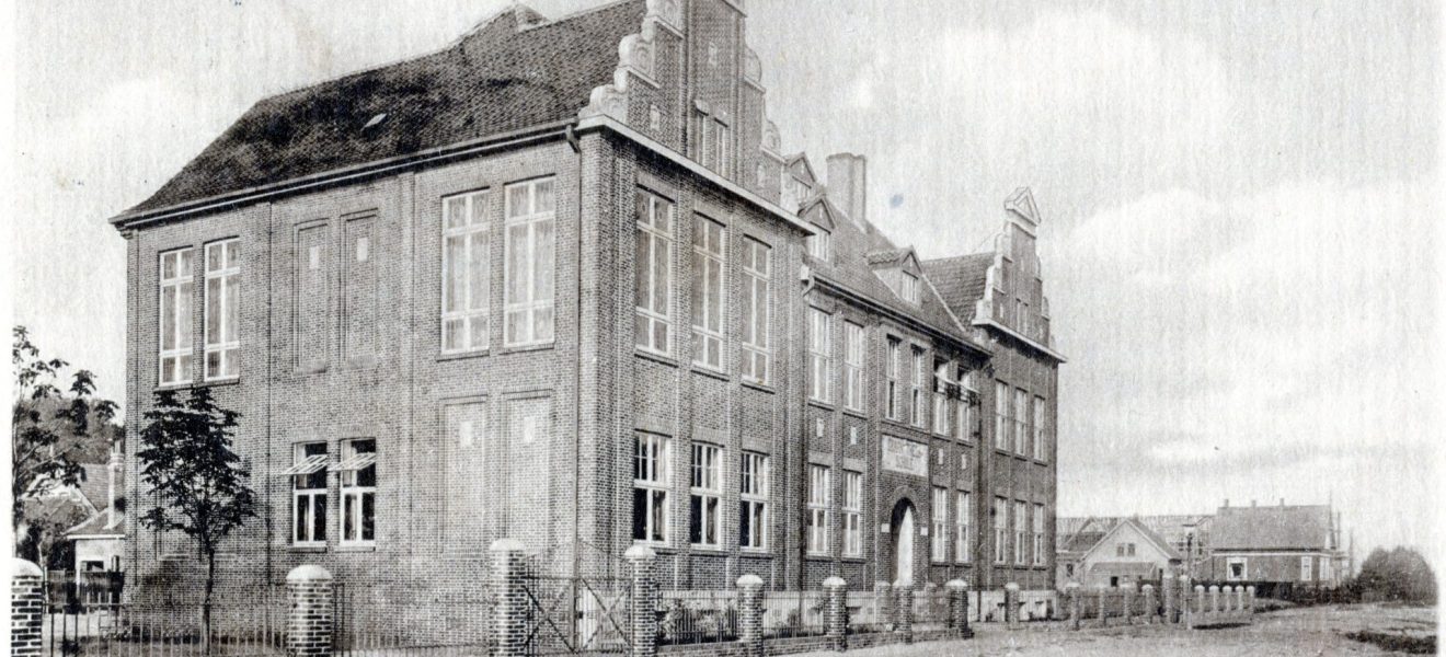 Höhere Töchterschule Norden 1912, Bild: Ostfriesische Landschaft