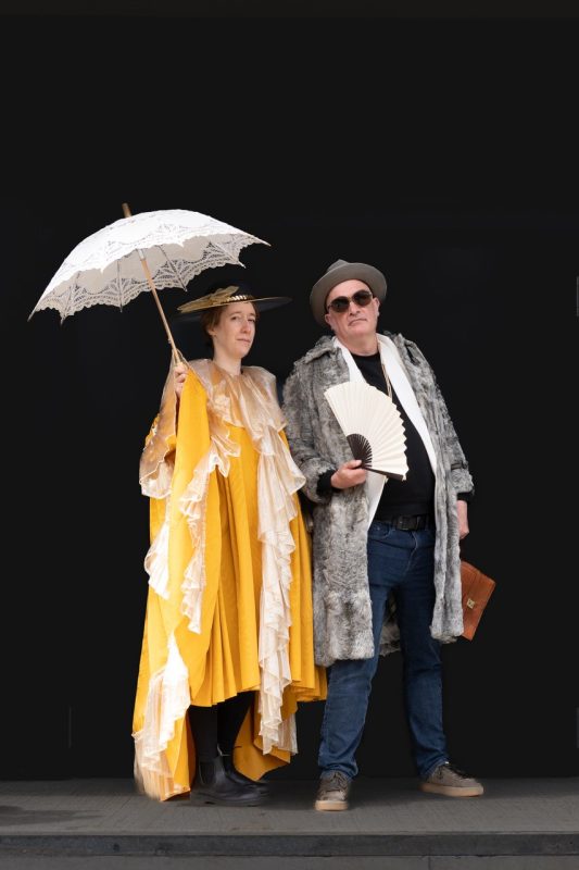 Maike Nordholt und Matthias Süßen fesch gewandet (Foto: Welf-Gerrit Otto)