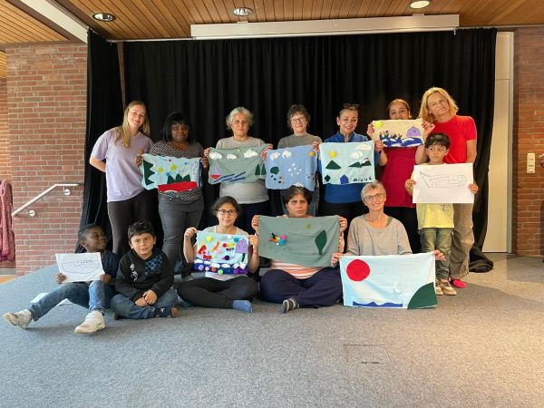 Teilnehmerinnen des Tanz-Kunst-Workshops am 11. Oktober 2025 in Esens (Foto: Rike Frysland)