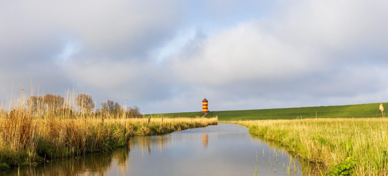 Pilsumer Leuchtturm (Foto: Matthias Süßen)