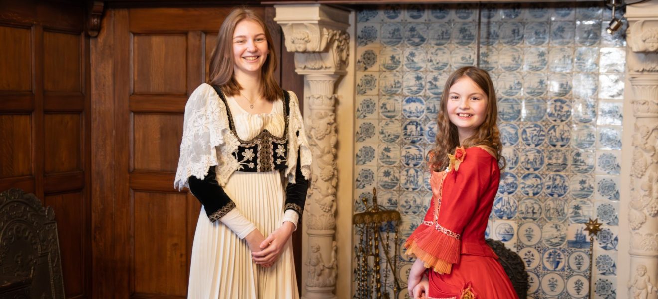 Aus den Beständen des Kostümfundus' (Foto: Sebastian Schatz)