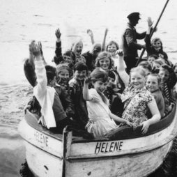 Überfahrt mit Logo Seite001