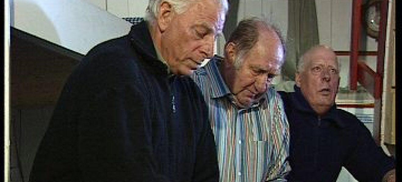 Ehemalige Loggerjungs (Foto: Edmund Ballhaus)
